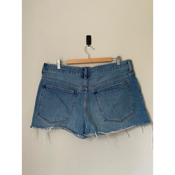 Madewell the Relaxed Denim Shorts in Kelton Wash: Raw-Hem Edition Low Rise sz 31 - Picture 5 of 10